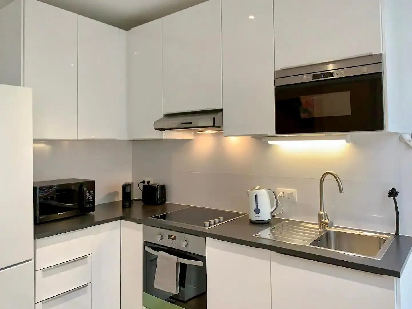 Prestige Stay - Uptown Brussels 0*,  Belgium